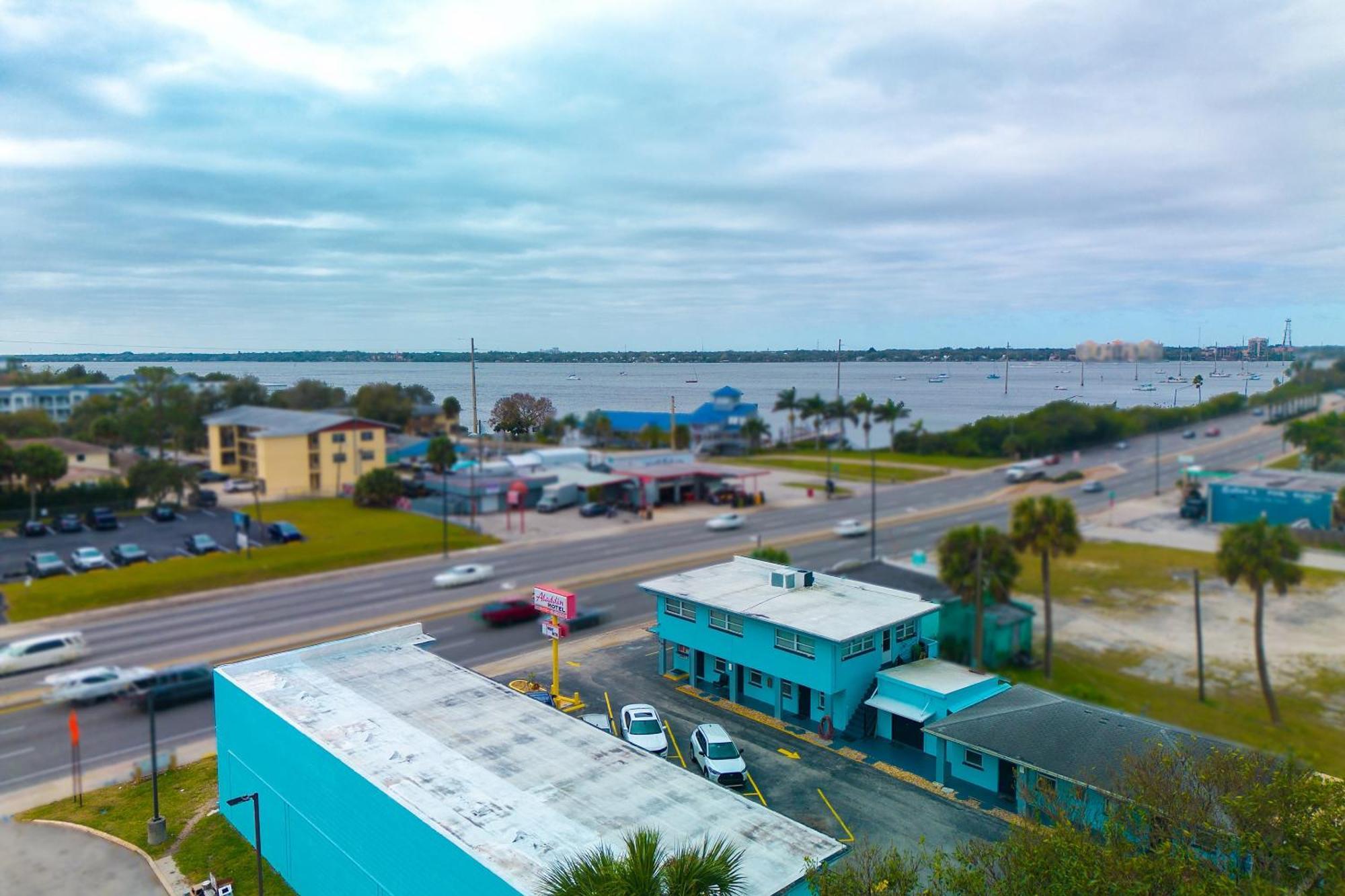 Aladdin Motel By Oyo Merritt Island Exteriér fotografie